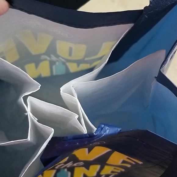 SALE! Wine Tote NWOT - Picture 3 of 3